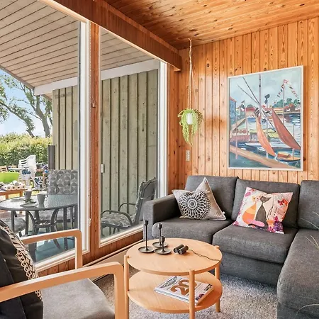 Yma - From The Sea By Interhome Nyaraló