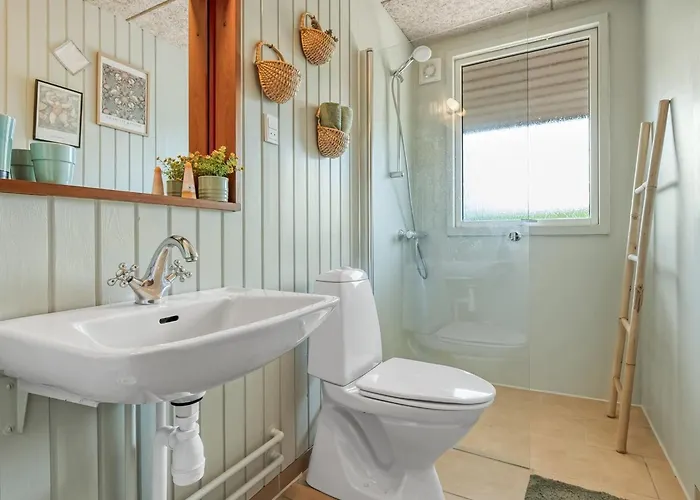 Nyaraló Yma - From The Sea By Interhome